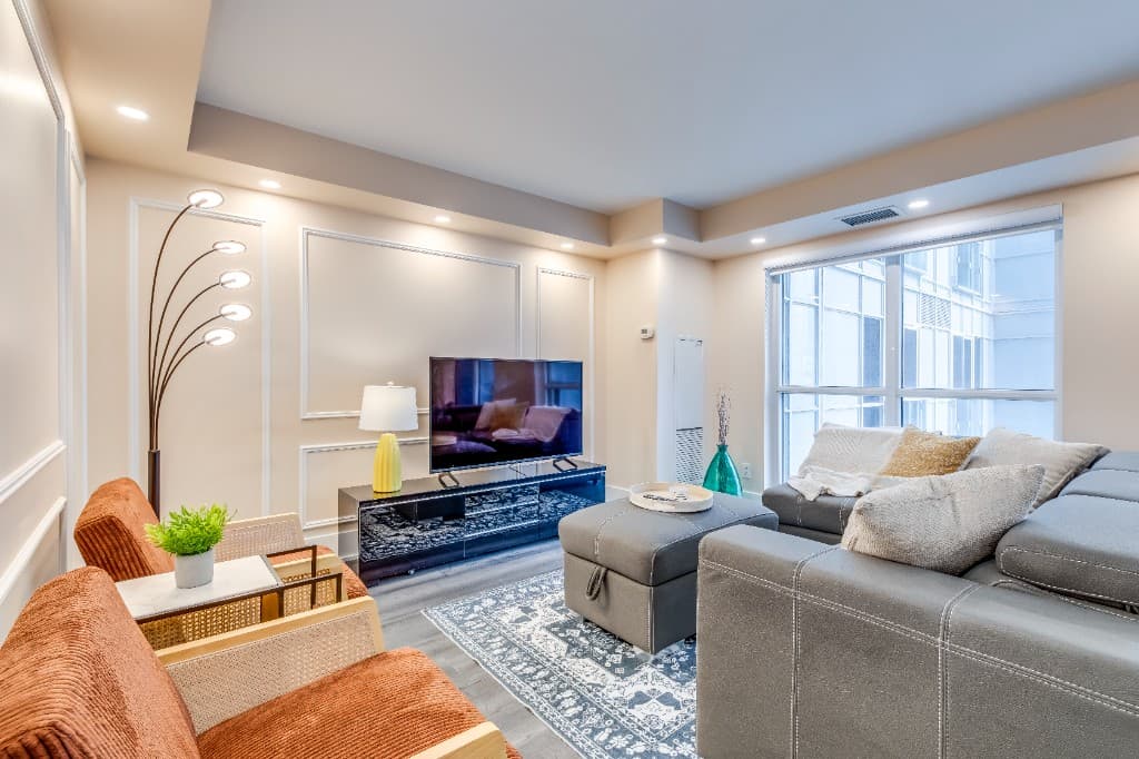 Interior of an HSG-managed rental at 300 Front Street West, Toronto, suite 505